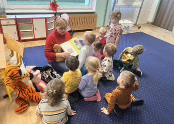 Dzień Kubusia Puchatka z żnińską biblioteką