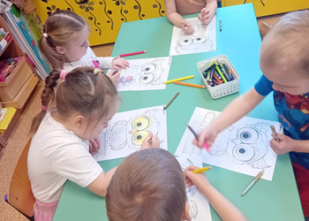 Dzień Książki dla dzieci z Pszczółkami
