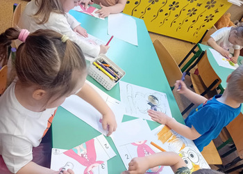 Dzień Książki dla dzieci z Pszczółkami