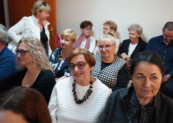 12 maja 2025 r. w ramach Tygodnia Bibliotek w naszej książnicy odbyło się spotkanie autorskie z Mariuszem Szczygłem