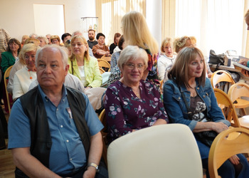 12 maja 2025 r. w ramach Tygodnia Bibliotek w naszej książnicy odbyło się spotkanie autorskie z Mariuszem Szczygłem