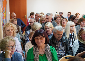 12 maja 2025 r. w ramach Tygodnia Bibliotek w naszej książnicy odbyło się spotkanie autorskie z Mariuszem Szczygłem