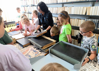 Lekcja biblioteczna dla uczniów Szkoły Podstawowej nr 2