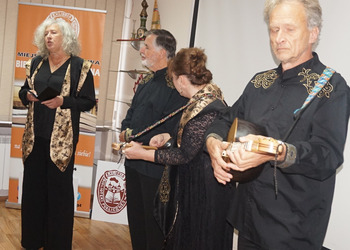 „Kartuli Ansambli” w bibliotece