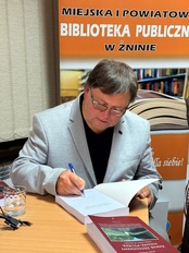 Spotkanie autorskie z Markiem Kujawą