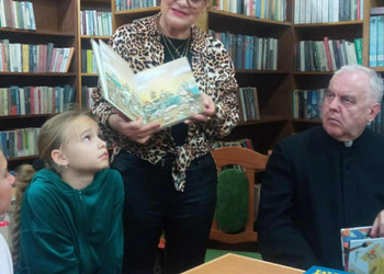 Rodzinne czytanie w Gorzycach