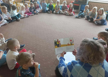 Czwartkowe kolory jesieni w bibliotece