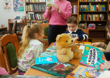 23.01.2026r.w filii w Gorzycach odbyła się lekcja biblioteczna pn. „W świecie książek dla dzieci”. 