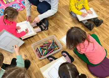 Lekcja biblioteczna dla przedszkolaków