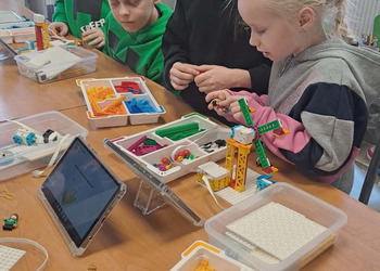 Zajęcia „- Lego Kreatywnie w Filii Bibliotecznej w Brzyskorzystewku