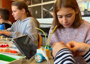 Ferie w bibliotece: Robotyka - Lego kreatywnie  