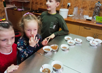 13 lutego 2026r. w filii bibliotecznej w Gorzycach spotkaliśmy się z okazji zbliżających się walentynek.  