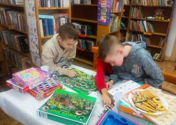 6 lutego 2026r. w filii bibliotecznej w Gorzycach zjawili się miłośnicy gier planszowych i puzzli oraz gotowania.  