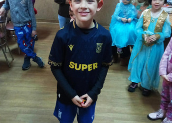 4 lutego 2026r. w filii bibliotecznej w Gorzycach zapanował niezwykły, karnawałowy nastrój.  