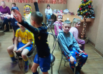 4 lutego 2026r. w filii bibliotecznej w Gorzycach zapanował niezwykły, karnawałowy nastrój.  