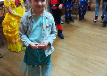 4 lutego 2026r. w filii bibliotecznej w Gorzycach zapanował niezwykły, karnawałowy nastrój.  