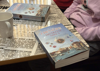 W zeszłym tygodniu, 24 lutego odbyło się spotkanie Dyskusyjnego Klubu Książki. Tym razem czytaliśmy „Mistrzynię szkła ”Tracy Chevalier.  