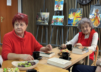 24 marca spotkaliśmy się na Dyskusyjnym Klubie Książki, by omówić „Gości weselnych” Alison Espach. 