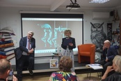 Tadeusz Osipowicz z Kabaretu TEY goscił w naszej bibliotece