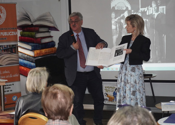 Tadeusz Osipowicz z Kabaretu TEY goscił w naszej bibliotece :: = usuń wszystkie Wybierz pliki