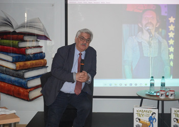 Tadeusz Osipowicz z Kabaretu TEY goscił w naszej bibliotece :: = usuń wszystkie Wybierz pliki