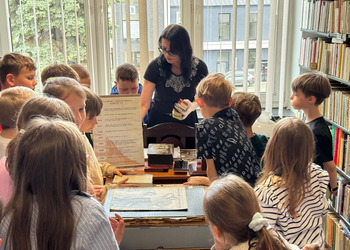 Lekcja biblioteczna dla uczniów Szkoły Podstawowej nr 1 w Żninie