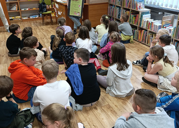Lekcja biblioteczna dla uczniów Szkoły Podstawowej nr 1 w Żninie