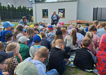 Czytanie na Polanie - akcja czytelnicza