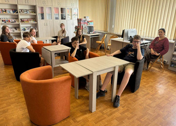 Lekcja biblioteczna dla uczniów Szkoły Podstawowej nr 1