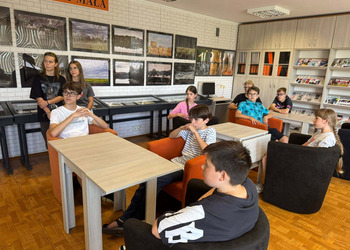 Lekcja biblioteczna dla uczniów Szkoły Podstawowej nr 1