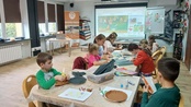 Wakacyjne zajęcia z cyklu „Literackie podróże na baśniowej chmurze”