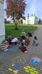 Zajęcia plastyczno-literackie w filii w Brzyskorzystewku